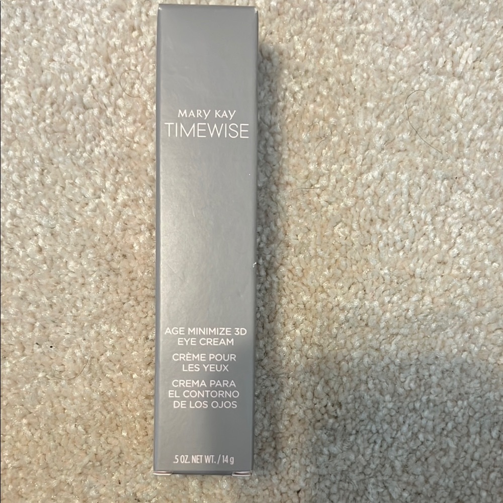 Mary Kay Gray Smokey Eye Makeup